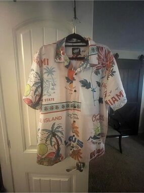 Fresh Prints of Bel Air Vintage- Inspired Miami Paradise Hawaiian Shirt, XL